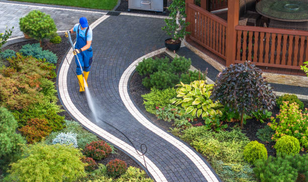 Best Deck Cleaning Services  in Runnemede, NJ